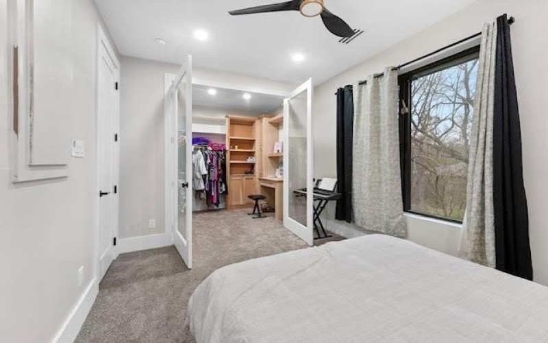 511 S Bluegrove, Lancaster, TX 75146, 9 Habitaciones Habitaciones , ,9 BañosBaños,Residential,En Venta,511 S Bluegrove,0,21191814