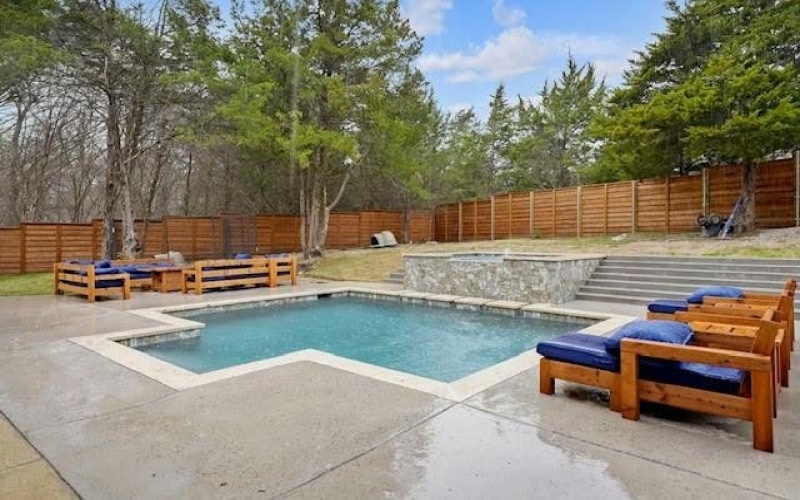 511 S Bluegrove, Lancaster, TX 75146, 9 Habitaciones Habitaciones , ,9 BañosBaños,Residential,En Venta,511 S Bluegrove,0,21191814