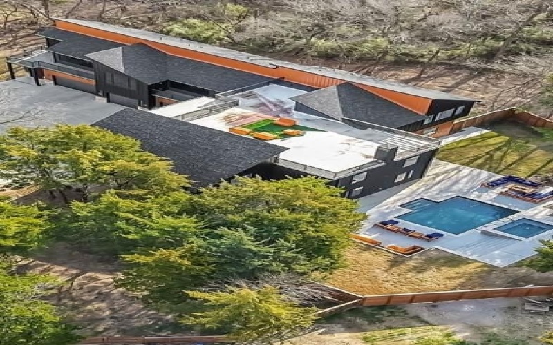 511 S Bluegrove, Lancaster, TX 75146, 9 Habitaciones Habitaciones , ,9 BañosBaños,Residential,En Venta,511 S Bluegrove,0,21191814