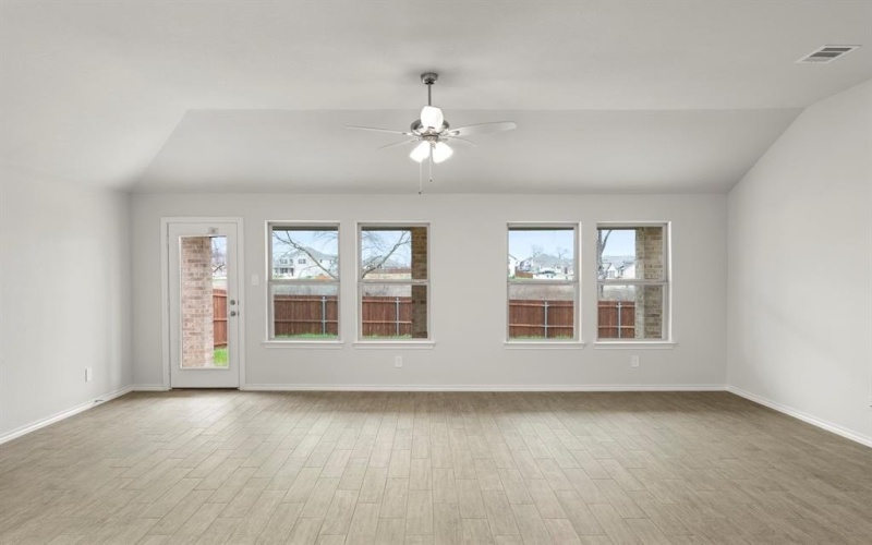 1120 Rushing Court, Aubrey, TX 76227, 3 Habitaciones Habitaciones , ,2 BañosBaños,Residential,En Venta,1120 Rushing Court,0,21191973