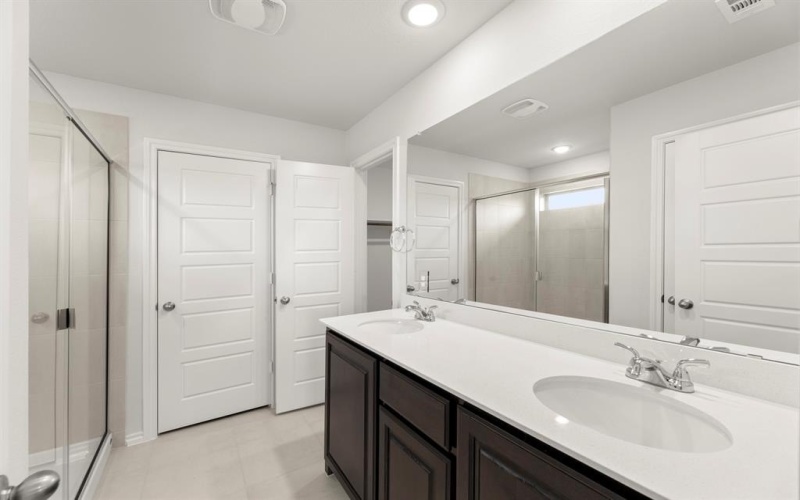 1120 Rushing Court, Aubrey, TX 76227, 3 Habitaciones Habitaciones , ,2 BañosBaños,Residential,En Venta,1120 Rushing Court,0,21191973