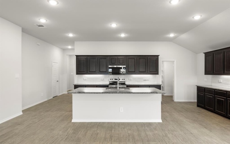 1120 Rushing Court, Aubrey, TX 76227, 3 Habitaciones Habitaciones , ,2 BañosBaños,Residential,En Venta,1120 Rushing Court,0,21191973