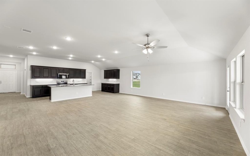 1120 Rushing Court, Aubrey, TX 76227, 3 Habitaciones Habitaciones , ,2 BañosBaños,Residential,En Venta,1120 Rushing Court,0,21191973