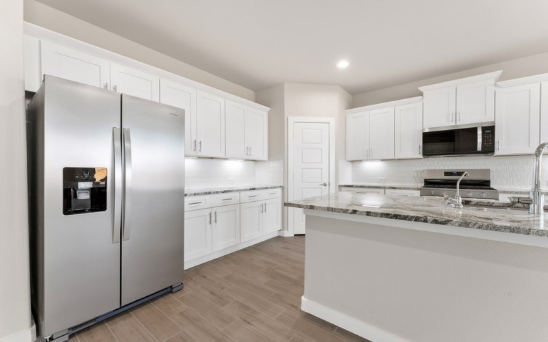 2101 Fortune Drive, Midland, TX 79707, 4 Habitaciones Habitaciones , ,2 BañosBaños,Residential,En Venta,2101 Fortune Drive,0,50091003