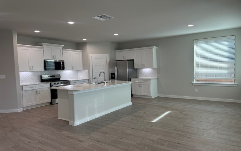 1914 Fortune Drive, Midland, TX 79707, 3 Bedrooms Bedrooms, ,2 BathroomsBathrooms,Residential,For Sale,1914 Fortune Drive,0,50091157