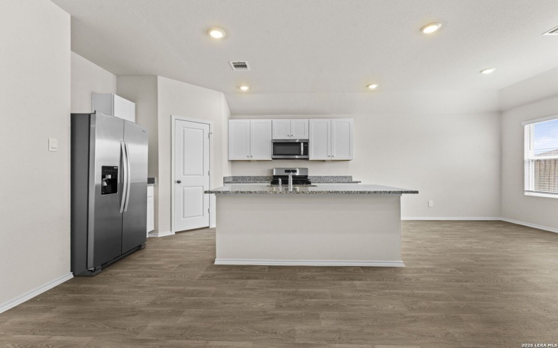 1050 Argonne Forest, Seguin, TX 78155, 3 Habitaciones Habitaciones , ,2 BañosBaños,Residential,En Venta,1050 Argonne Forest,0,1944291