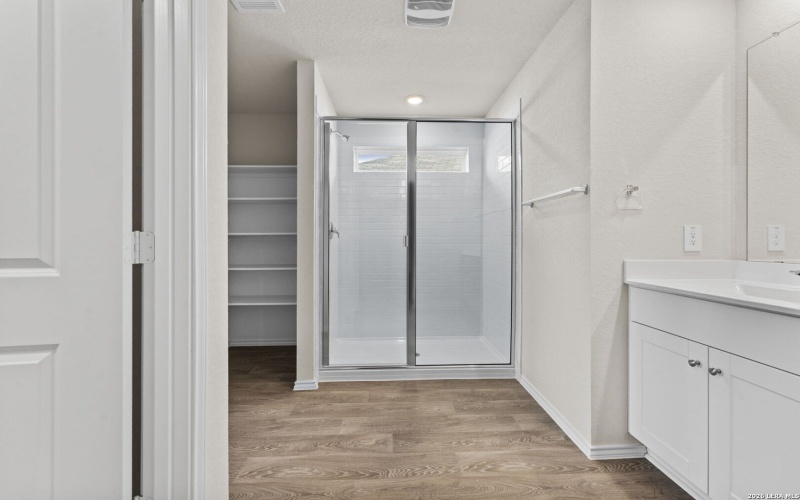 1101 Argonne Forest, Seguin, TX 78155, 4 Habitaciones Habitaciones , ,2 BañosBaños,Residential,En Venta,1101 Argonne Forest,0,1944305