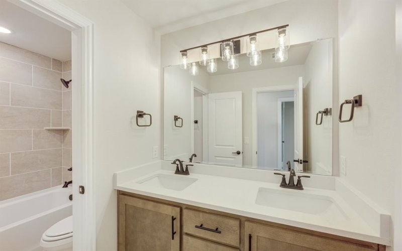 3501 Abingdon Drive, Melissa, TX 75454, 4 Bedrooms Bedrooms, ,3 BathroomsBathrooms,Residential,For Sale,3501 Abingdon Drive,20662985