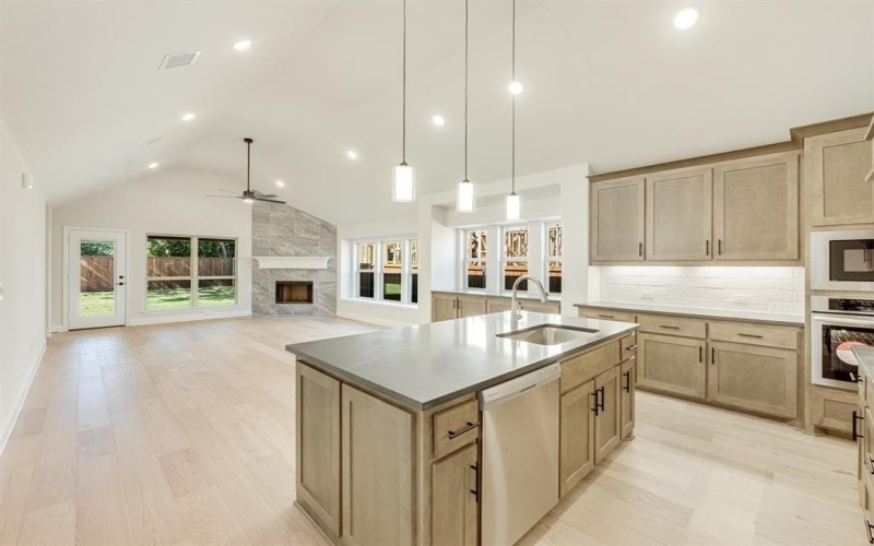3501 Abingdon Drive, Melissa, TX 75454, 4 Bedrooms Bedrooms, ,3 BathroomsBathrooms,Residential,For Sale,3501 Abingdon Drive,20662985