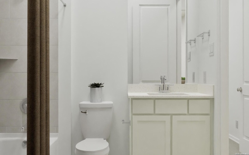 8904 San Carlos, Seguin, TX 78155, 4 Habitaciones Habitaciones , ,3 BañosBaños,Residential,En Venta,8904 San Carlos,0,1944390