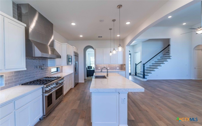 15200 Dorothy Drive, Lakeway, TX 78734, 4 Bedrooms Bedrooms, ,3 BathroomsBathrooms,Residential,For Sale,15200 Dorothy Drive,0,605441