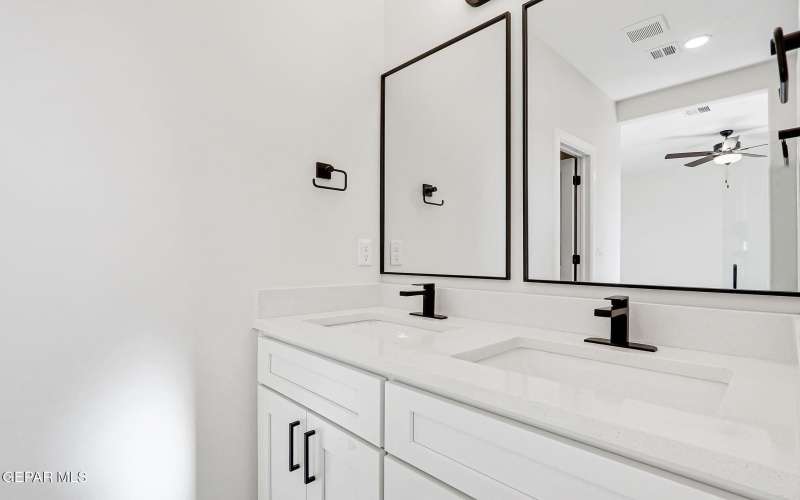 12304 Ben Dowell Way, El Paso, TX 79934, 3 Bedrooms Bedrooms, ,2 BathroomsBathrooms,Residential,For Sale,12304 Ben Dowell Way,0,939044