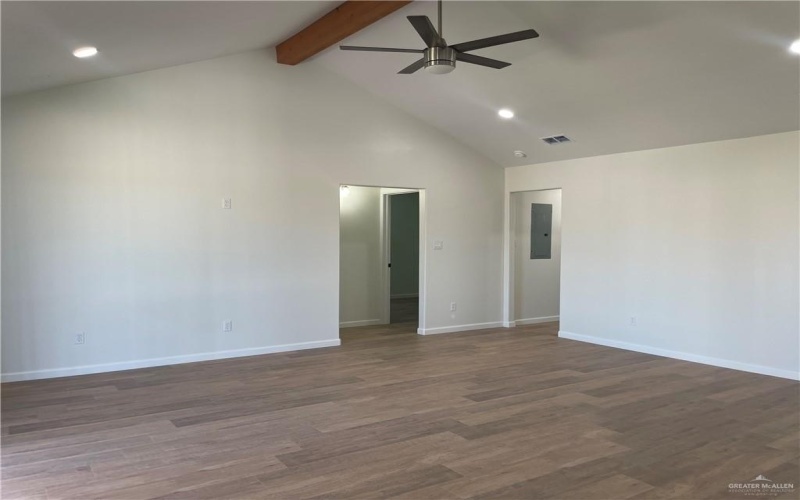 5716 Kingsley Lane, Edinburg, TX 78542, 3 Habitaciones Habitaciones , ,2 BañosBaños,Residential,En Venta,5716 Kingsley Lane,0,496758