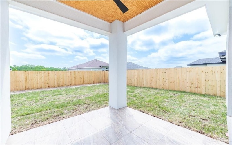 9118 25th Lane, McAllen, TX 78504, 4 Bedrooms Bedrooms, ,3 BathroomsBathrooms,Residential,For Sale,9118 25th Lane,0,496840