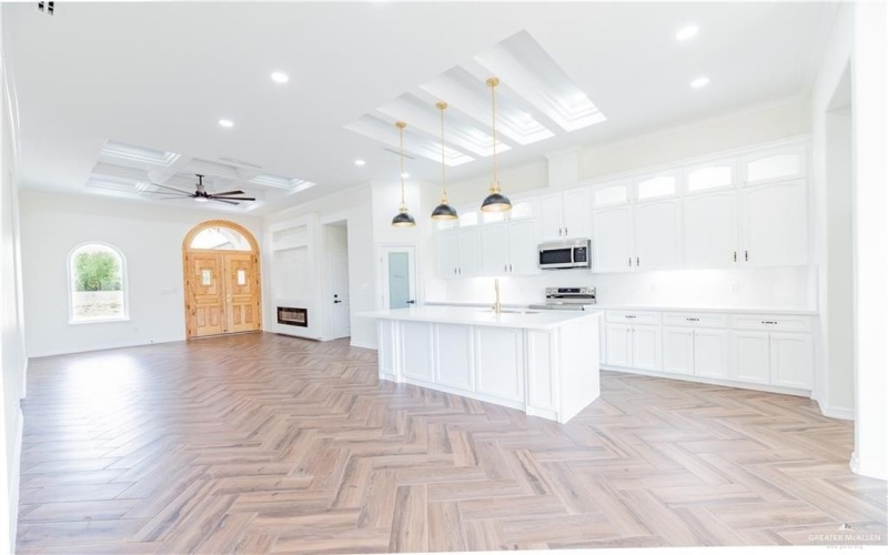 9118 25th Lane, McAllen, TX 78504, 4 Bedrooms Bedrooms, ,3 BathroomsBathrooms,Residential,For Sale,9118 25th Lane,0,496840