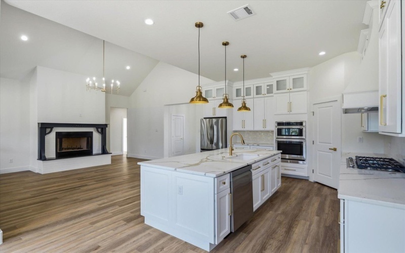 179 Norman Dr., Canton, TX 75103, 4 Bedrooms Bedrooms, ,3 BathroomsBathrooms,Residential,For Sale,179 Norman Dr.,0,112412