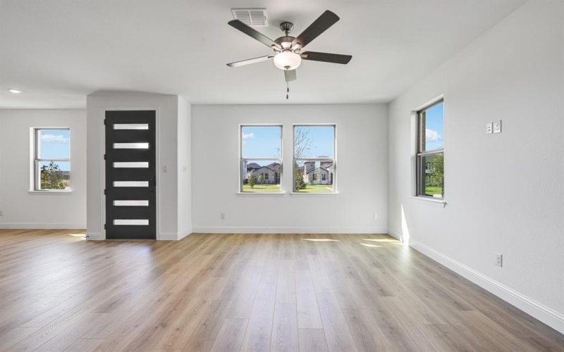 105 North Sky Drive, Celina, TX 75009, 3 Bedrooms Bedrooms, ,2 BathroomsBathrooms,Residential,For Sale,105 North Sky Drive,0,21030042