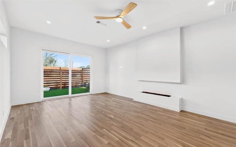 6603 Roper Street, Dallas, TX 75209, 3 Habitaciones Habitaciones , ,2 BañosBaños,Residential,En Venta,6603 Roper Street,0,21135985