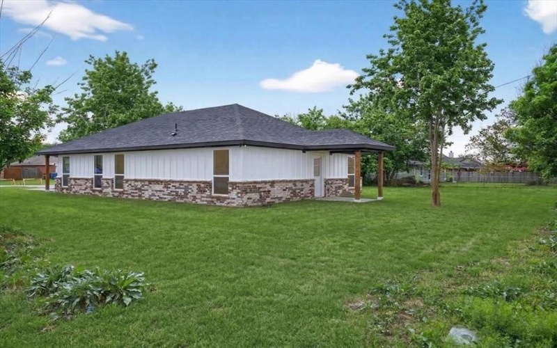 335 Flying Bridge, Gun Barrel City, TX 75156, 3 Habitaciones Habitaciones , ,2 BañosBaños,Residential,En Venta,335 Flying Bridge,0,21156600