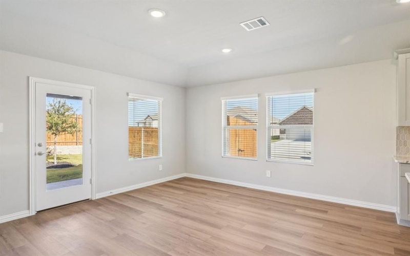 2217 Nicole Drive, Denton, TX 76208, 4 Habitaciones Habitaciones , ,3 BañosBaños,Residential,En Venta,2217 Nicole Drive,0,21168911