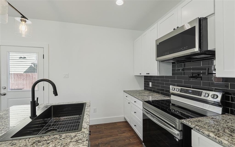 1104 E Annie Street, Fort Worth, TX 76104, 3 Bedrooms Bedrooms, ,2 BathroomsBathrooms,Residential,For Sale,1104 E Annie Street,0,21182046