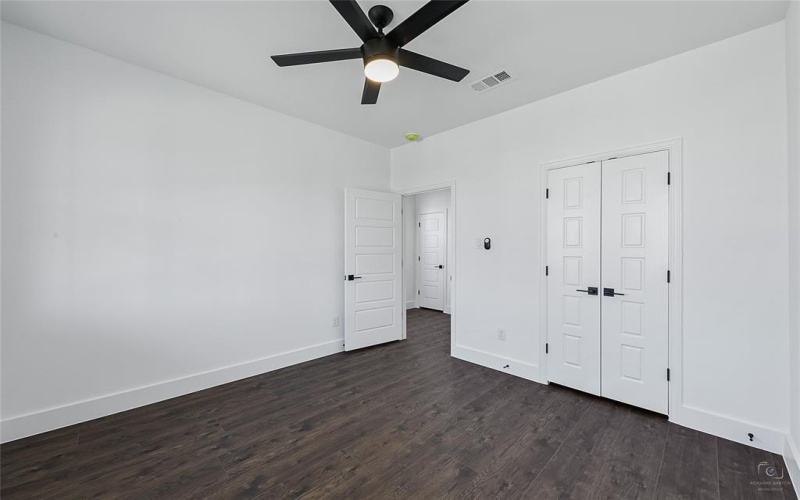 1104 E Annie Street, Fort Worth, TX 76104, 3 Bedrooms Bedrooms, ,2 BathroomsBathrooms,Residential,For Sale,1104 E Annie Street,0,21182046