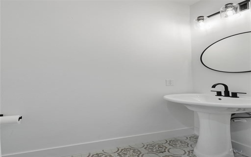 1104 E Annie Street, Fort Worth, TX 76104, 3 Bedrooms Bedrooms, ,2 BathroomsBathrooms,Residential,For Sale,1104 E Annie Street,0,21182046