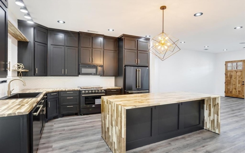 510 W Bells Boulevard, Bells, TX 75414, 3 Habitaciones Habitaciones , ,2 BañosBaños,Residential,En Venta,510 W Bells Boulevard,0,21183478