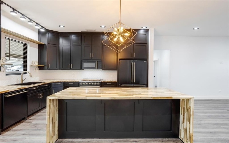 510 W Bells Boulevard, Bells, TX 75414, 3 Habitaciones Habitaciones , ,2 BañosBaños,Residential,En Venta,510 W Bells Boulevard,0,21183478