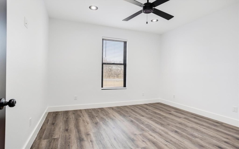 510 W Bells Boulevard, Bells, TX 75414, 3 Habitaciones Habitaciones , ,2 BañosBaños,Residential,En Venta,510 W Bells Boulevard,0,21183478