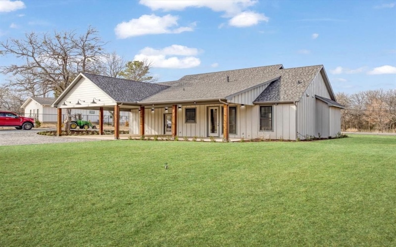 510 W Bells Boulevard, Bells, TX 75414, 3 Habitaciones Habitaciones , ,2 BañosBaños,Residential,En Venta,510 W Bells Boulevard,0,21183478