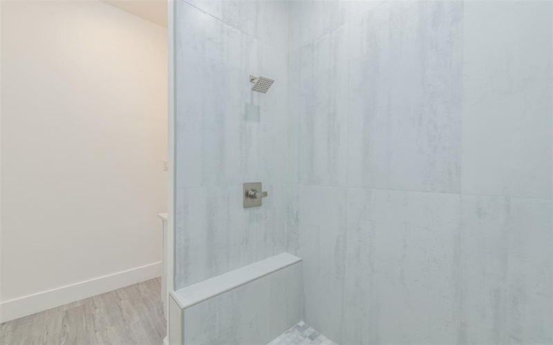 7611 Awadi Court, Arlington, TX 76001, 4 Bedrooms Bedrooms, ,5 BathroomsBathrooms,Residential,For Sale,7611 Awadi Court,0,21188815