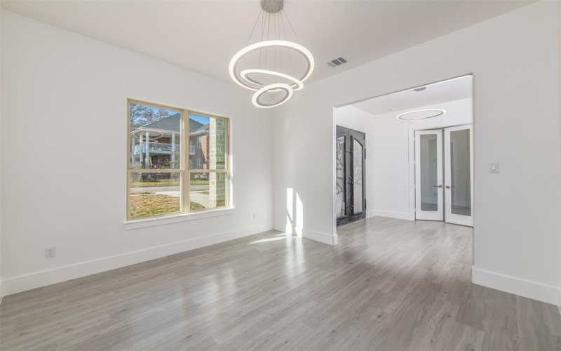 7611 Awadi Court, Arlington, TX 76001, 4 Bedrooms Bedrooms, ,5 BathroomsBathrooms,Residential,For Sale,7611 Awadi Court,0,21188815