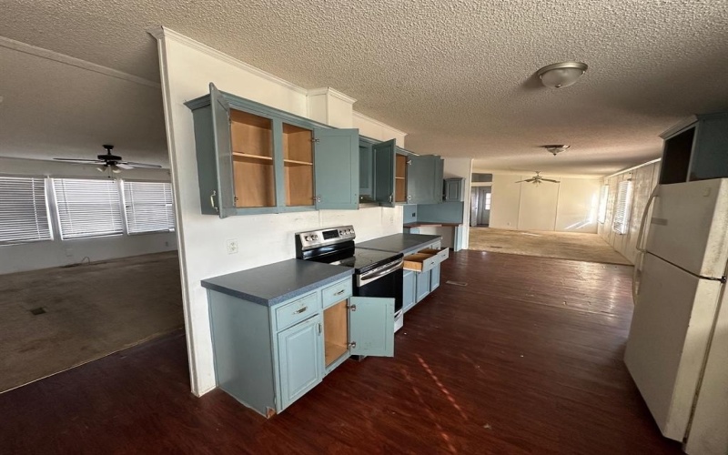 6217 Friesian Drive, Godley, TX 76044, 3 Bedrooms Bedrooms, ,2 BathroomsBathrooms,Residential,For Sale,6217 Friesian Drive,0,21189208