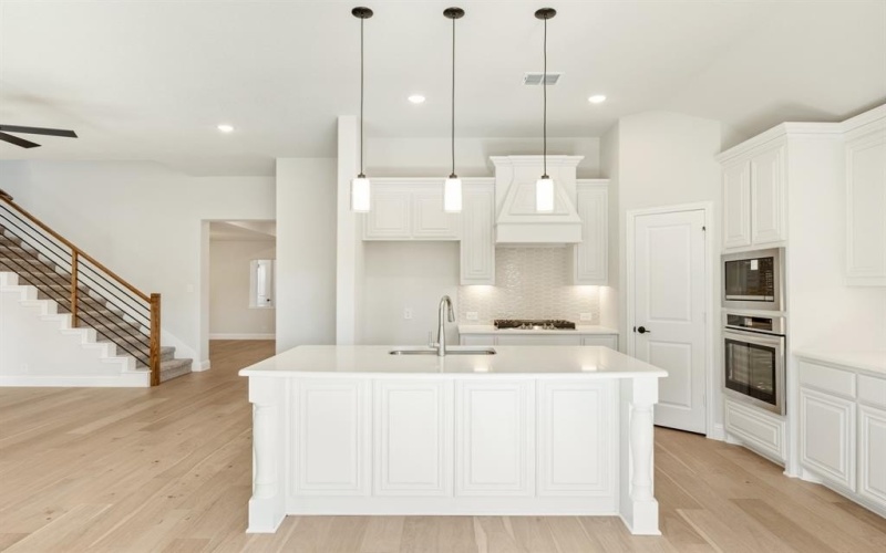 5301 Bardwell Drive, Denton, TX 76226, 4 Habitaciones Habitaciones , ,3 BañosBaños,Residential,En Venta,5301 Bardwell Drive,20663537
