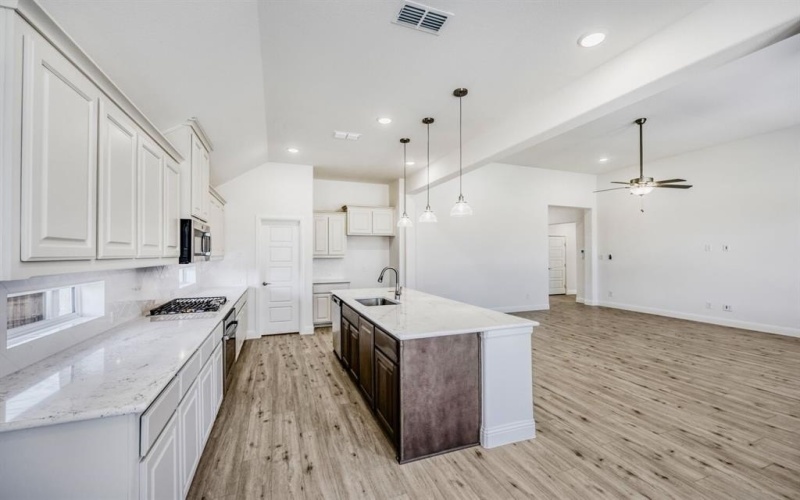 4047 Bedford Drive, Crandall, TX 75114, 4 Habitaciones Habitaciones , ,2 BañosBaños,Residential,En Venta,4047 Bedford Drive,0,21189881