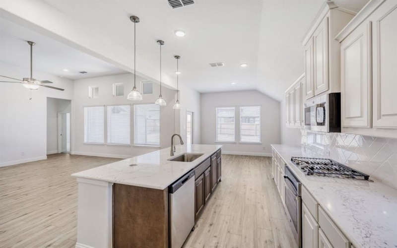 4047 Bedford Drive, Crandall, TX 75114, 4 Habitaciones Habitaciones , ,2 BañosBaños,Residential,En Venta,4047 Bedford Drive,0,21189881