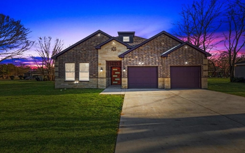 3146 Mojave Drive, Dallas, TX 75241, 4 Habitaciones Habitaciones , ,3 BañosBaños,Residential,En Venta,3146 Mojave Drive,0,21190096