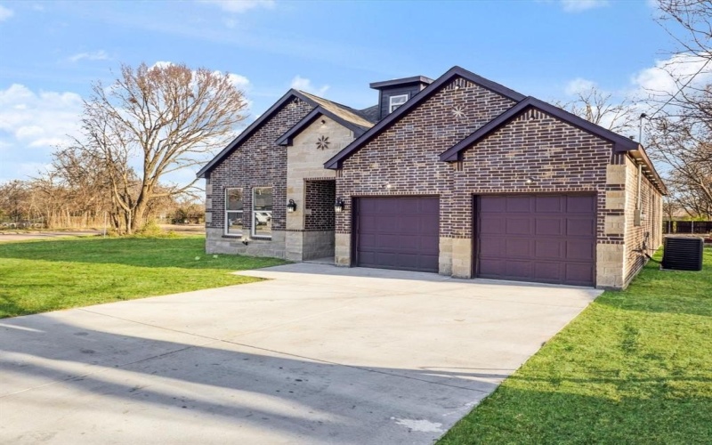 3146 Mojave Drive, Dallas, TX 75241, 4 Habitaciones Habitaciones , ,3 BañosBaños,Residential,En Venta,3146 Mojave Drive,0,21190096