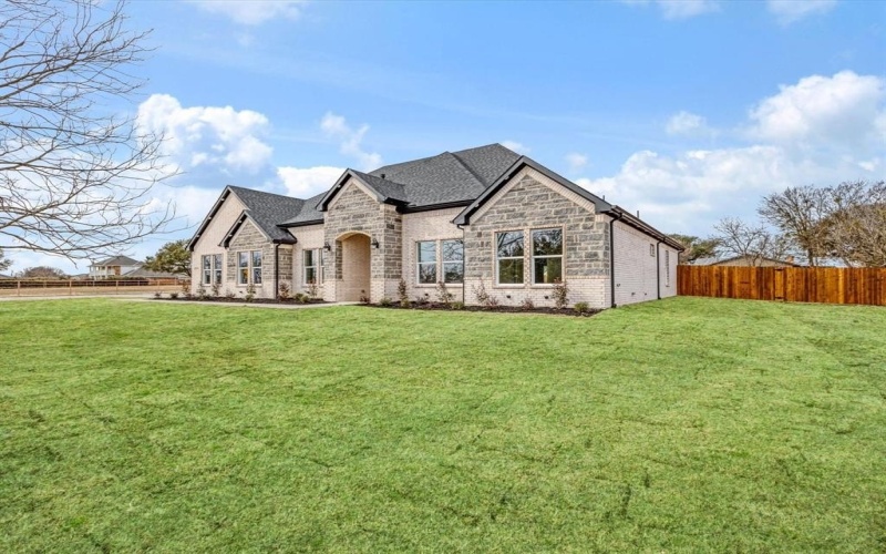 1419 Fm 1389 N, Combine, TX 75159, 4 Habitaciones Habitaciones , ,5 BañosBaños,Residential,En Venta,1419 Fm 1389 N,0,21190132