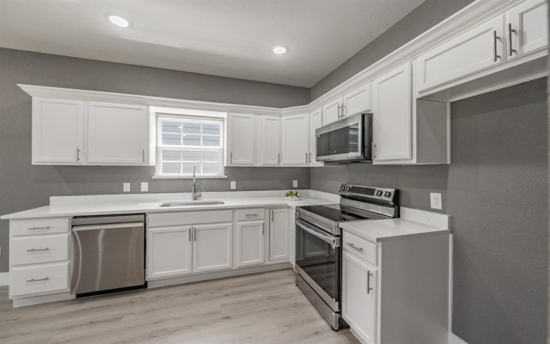 412 Matthew Street, Hillsboro, TX 76645, 3 Bedrooms Bedrooms, ,2 BathroomsBathrooms,Residential,For Sale,412 Matthew Street,0,21191821