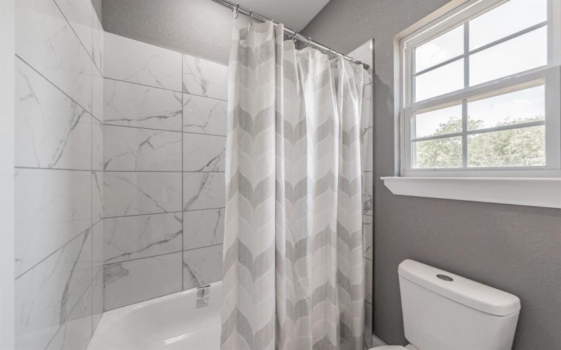 412 Matthew Street, Hillsboro, TX 76645, 3 Bedrooms Bedrooms, ,2 BathroomsBathrooms,Residential,For Sale,412 Matthew Street,0,21191821