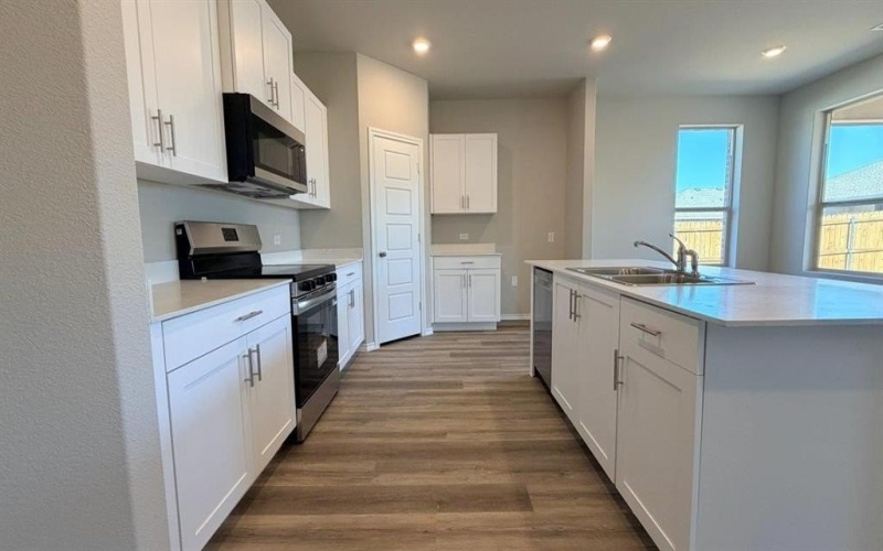 917 BOLL WEEVIL Drive, Cleburne, TX 76031, 4 Bedrooms Bedrooms, ,2 BathroomsBathrooms,Residential,For Sale,917 BOLL WEEVIL Drive,0,21191872