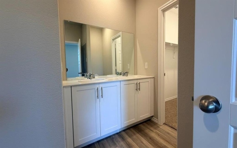 917 BOLL WEEVIL Drive, Cleburne, TX 76031, 4 Bedrooms Bedrooms, ,2 BathroomsBathrooms,Residential,For Sale,917 BOLL WEEVIL Drive,0,21191872