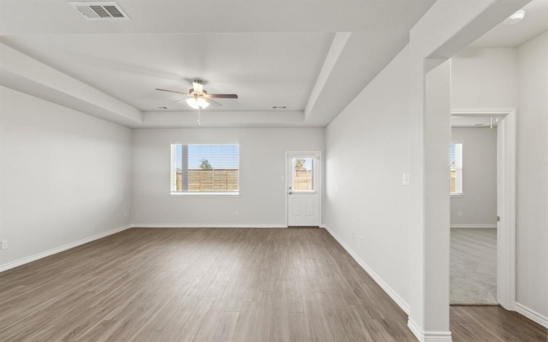 1032 Wingjet Way, Fort Worth, TX 76131, 4 Habitaciones Habitaciones , ,3 BañosBaños,Residential,En Venta,1032 Wingjet Way,0,21191898