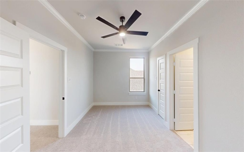 2339 4th Street, Grand Prairie, TX 75051, 4 Habitaciones Habitaciones , ,3 BañosBaños,Residential,En Venta,2339 4th Street,0,21192063