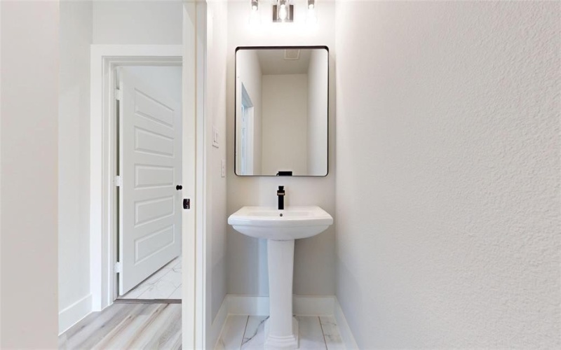 2339 4th Street, Grand Prairie, TX 75051, 4 Habitaciones Habitaciones , ,3 BañosBaños,Residential,En Venta,2339 4th Street,0,21192063