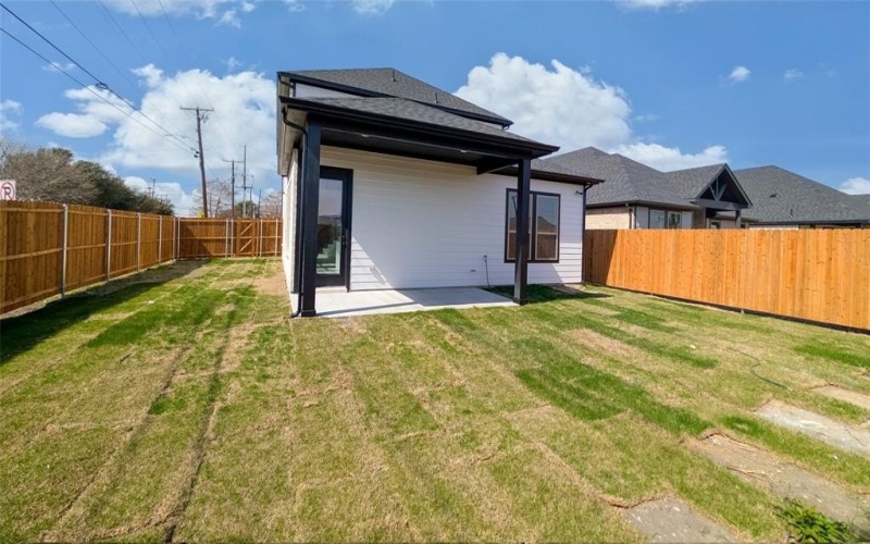 2339 4th Street, Grand Prairie, TX 75051, 4 Habitaciones Habitaciones , ,3 BañosBaños,Residential,En Venta,2339 4th Street,0,21192063