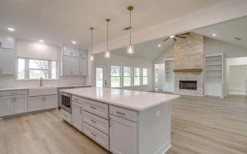 6705 Westover Drive, Granbury, TX 76049, 3 Habitaciones Habitaciones , ,2 BañosBaños,Residential,En Venta,6705 Westover Drive,0,21192143