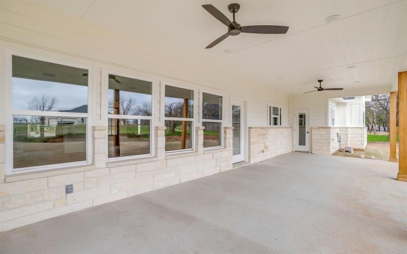 6705 Westover Drive, Granbury, TX 76049, 3 Habitaciones Habitaciones , ,2 BañosBaños,Residential,En Venta,6705 Westover Drive,0,21192143